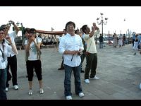 Cast and crew of Rob-B-Hood touring Venice.